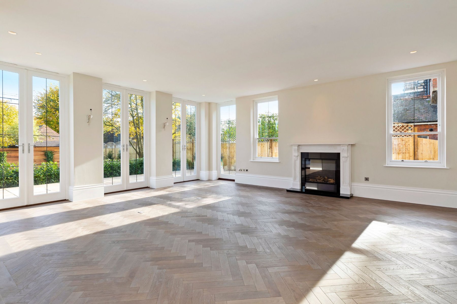 Empty period property living room before virtual staging
